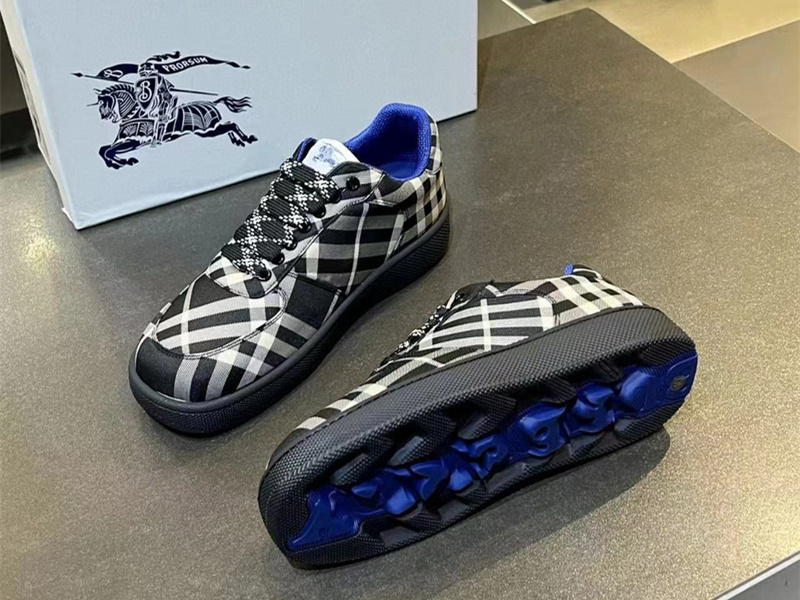 Burberry Check Terrace Sneakers BBR--3006