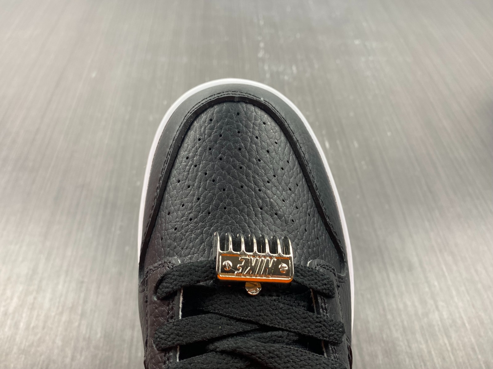 Nike Dunk Low Barber Shop DH7614-001