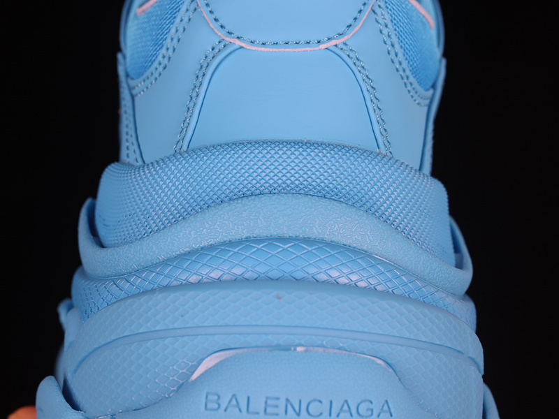 Balenciaga TRIPLE S TRAINER