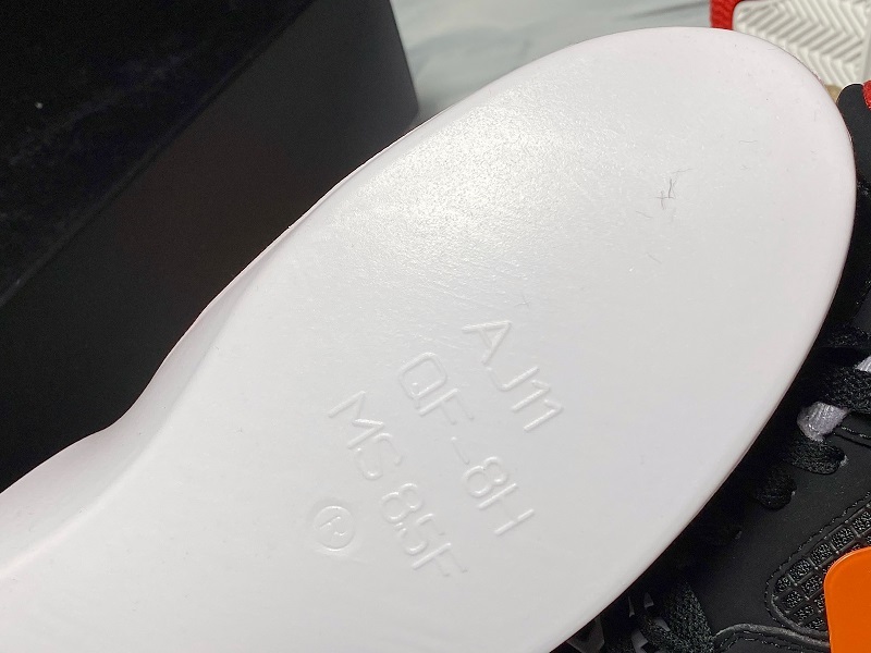 Air Jordan 4 Retro "Bred 2019 Release" 308497-060