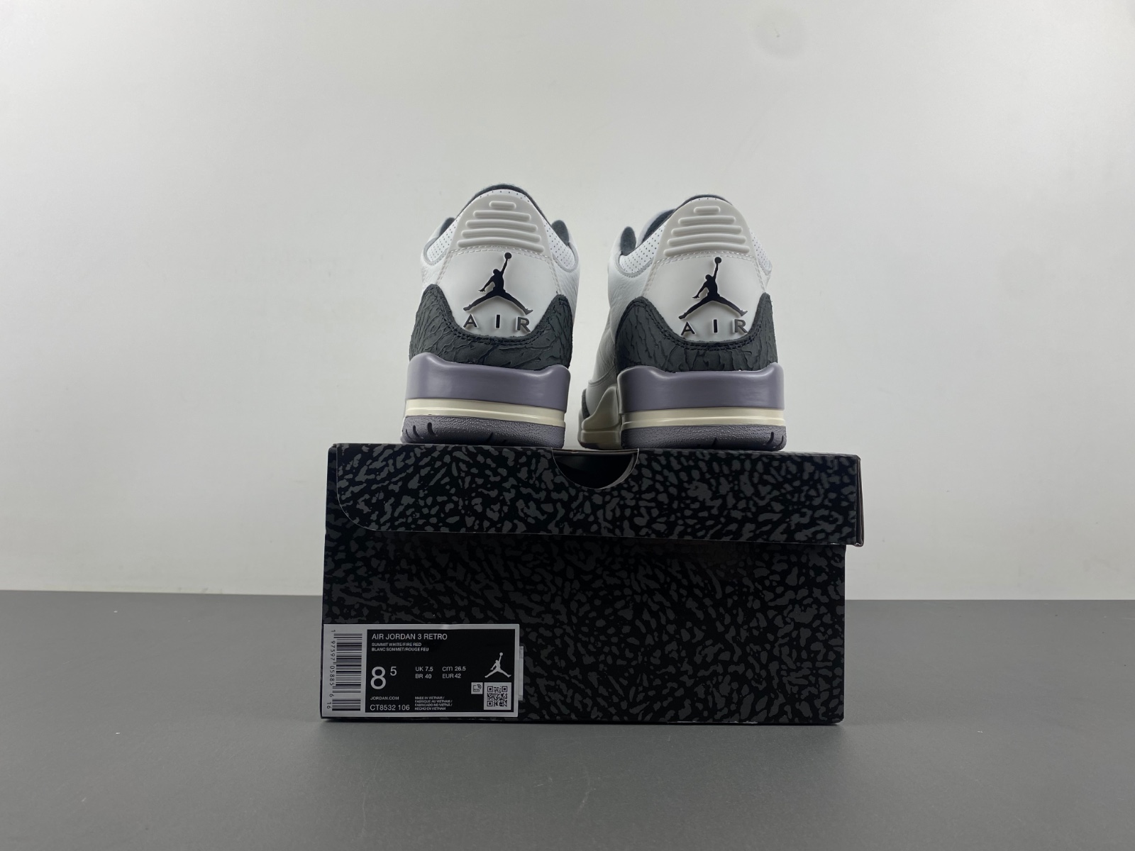 Air Jordan 3 "Cement Grey" CT8532-106