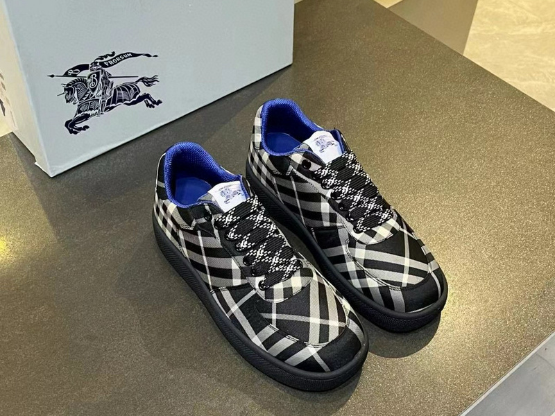 Burberry Check Terrace Sneakers BBR--3006
