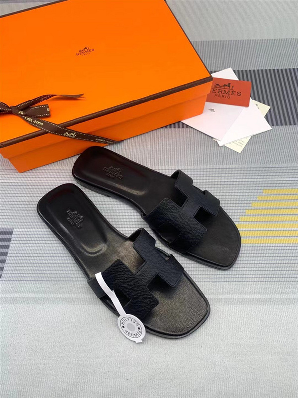 ORAN SANDAL