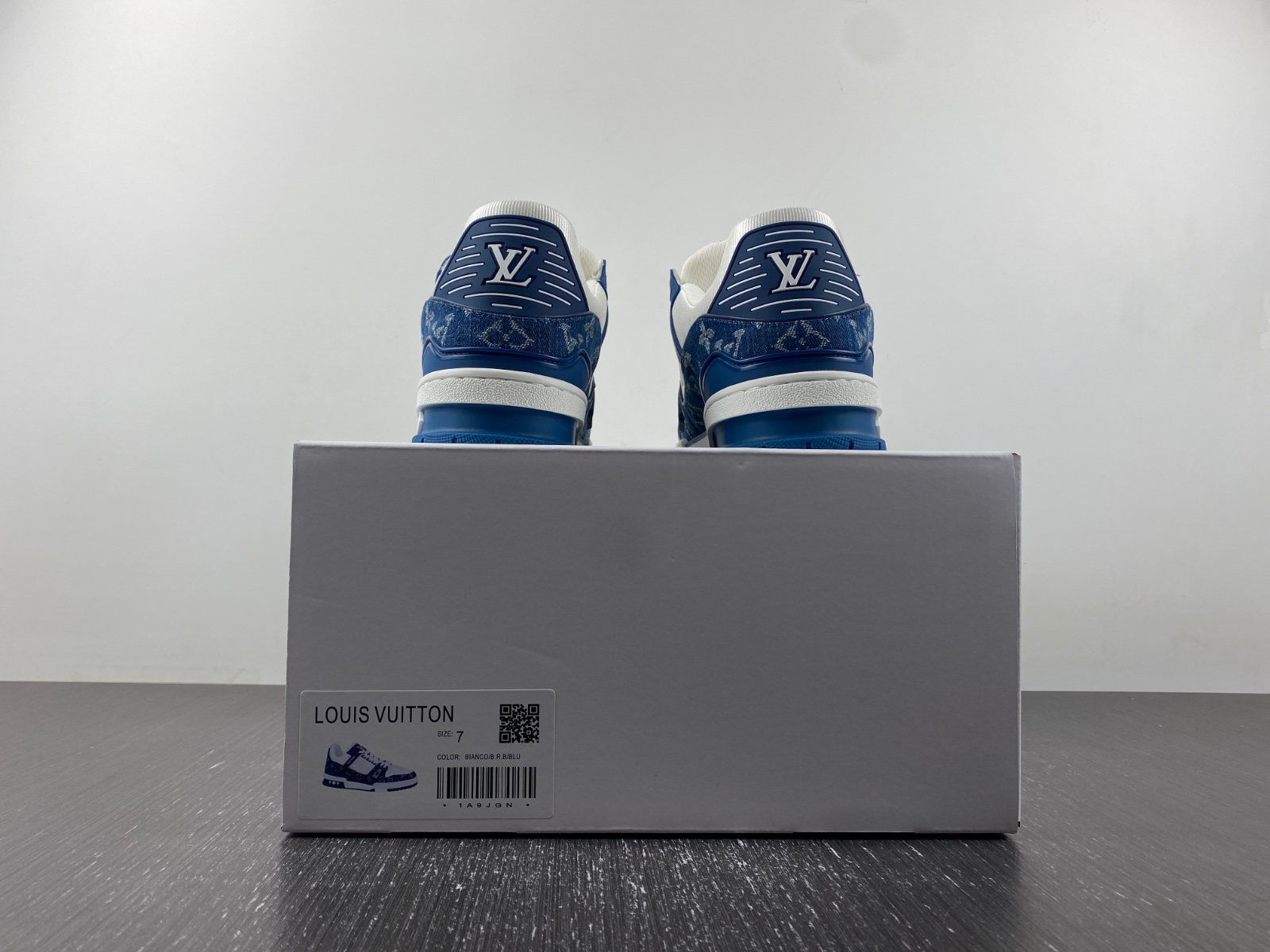 LV Trainer Sneaker