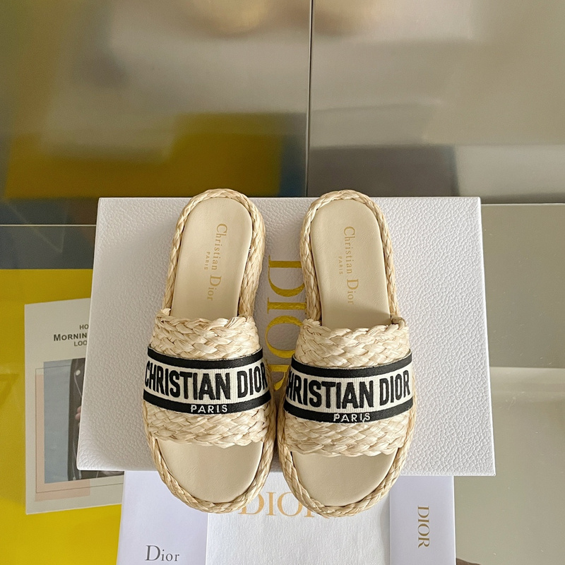 D1OR DWAY SLIDE (EU35-EU41)