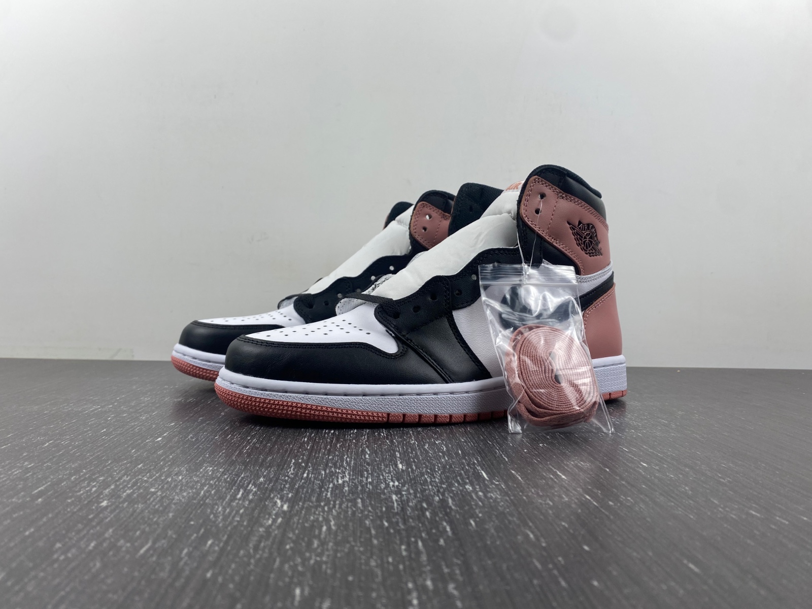 Air Jordan 1 Retro High NRG 