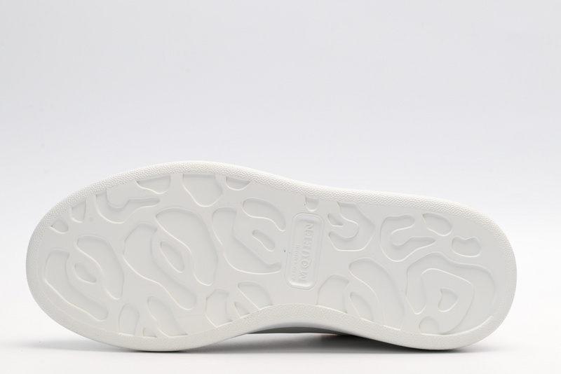 MCQUEEN OVERSIZED SNEAKER