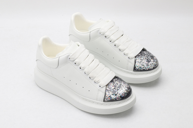 MCQUEEN OVERSIZED SNEAKER