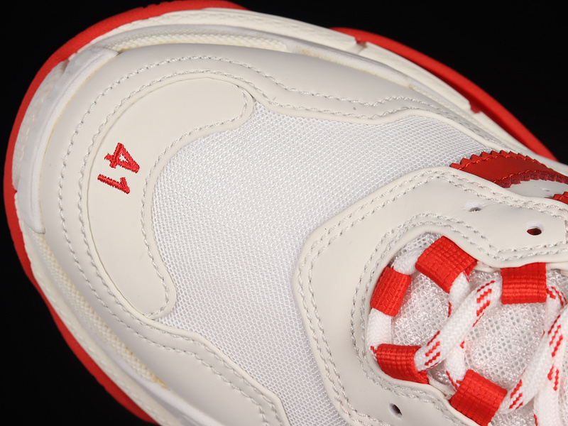 Balenciaga TRIPLE S TRAINER