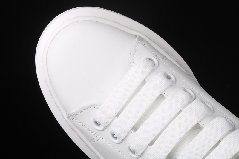 MCQUEEN OVERSIZED SNEAKER