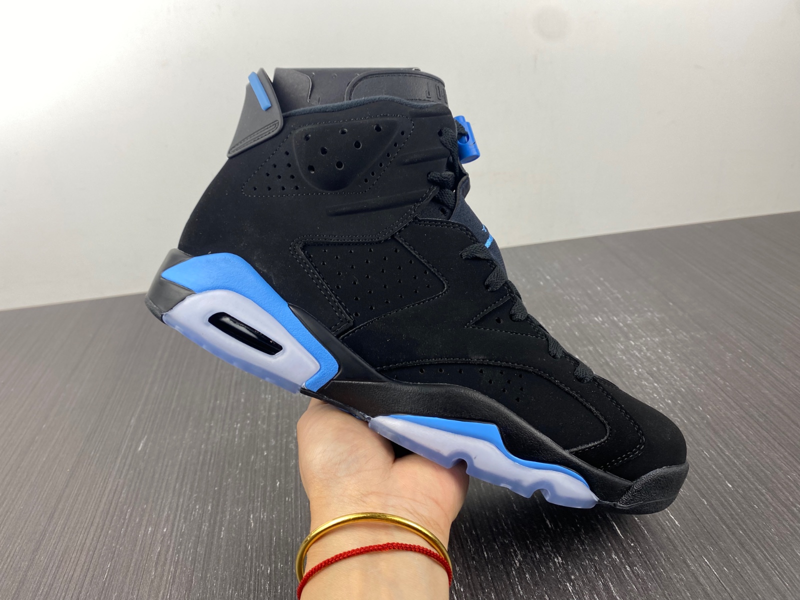 Air Jordan 6 Retro