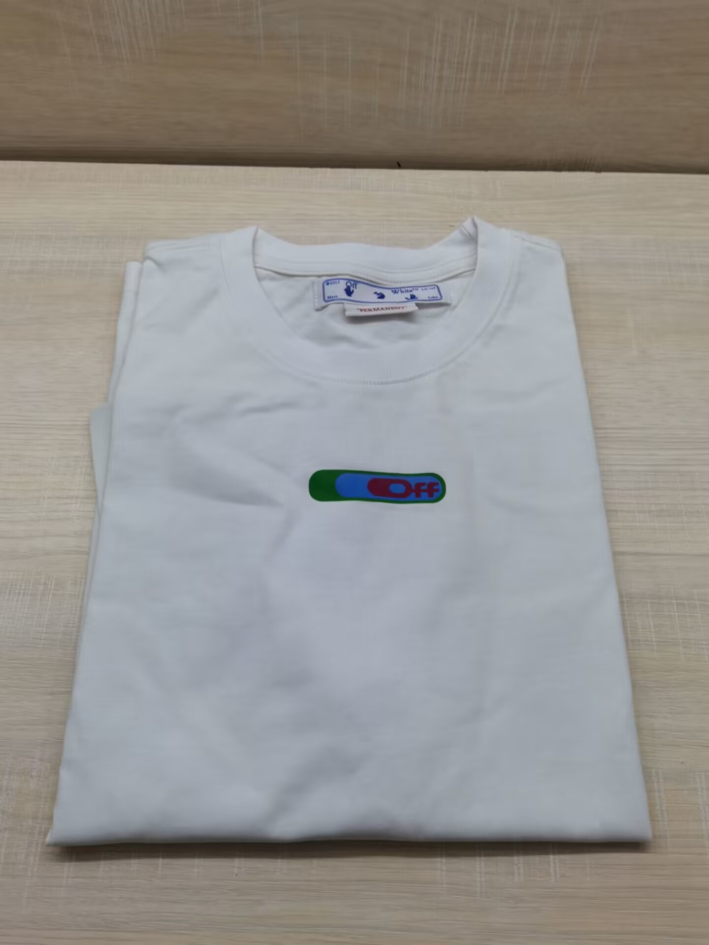 OFF-WHITE T-SHIRT P2000105