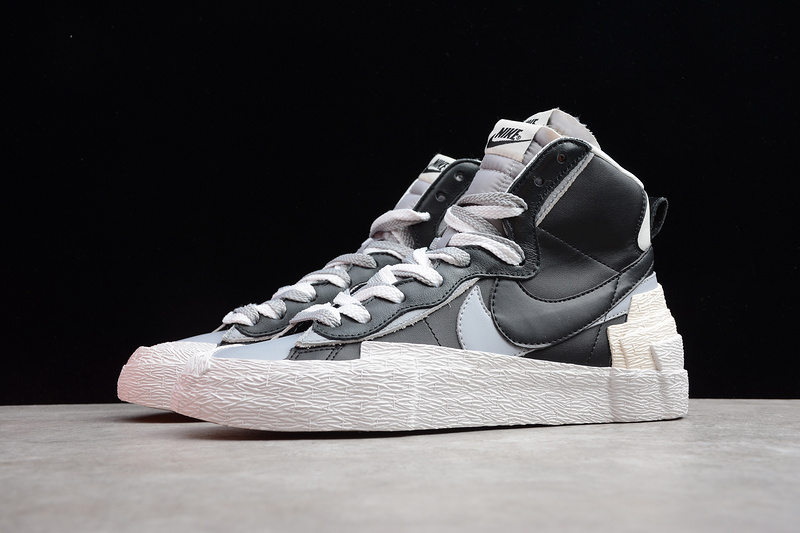 Nike Blazer Mid sacai Black Grey BV0072-002