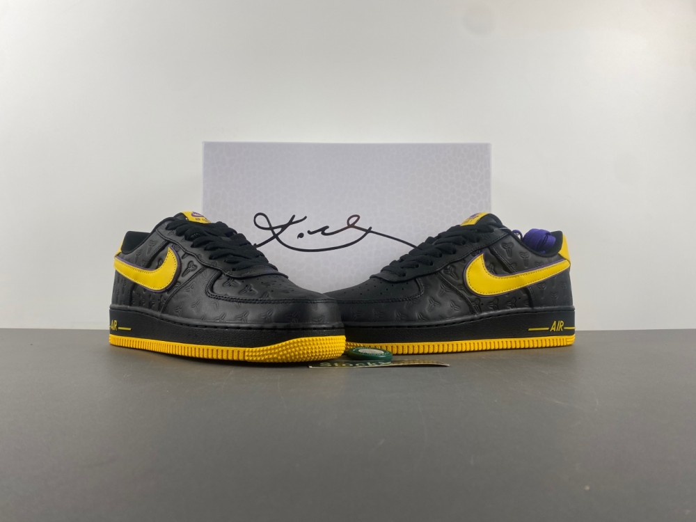 Kobe x Nike Air Force 1 Low  HV5122-001