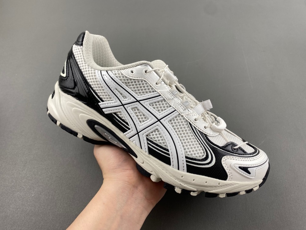 Asics Gel-Kahana Tr V4 "Black Silver" 1203A497-100