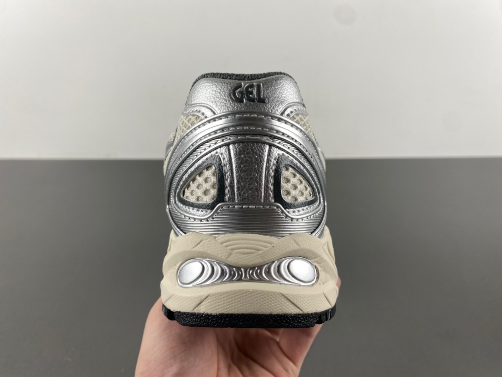 Asics Gel-Kahana TR V4 1203A497-200