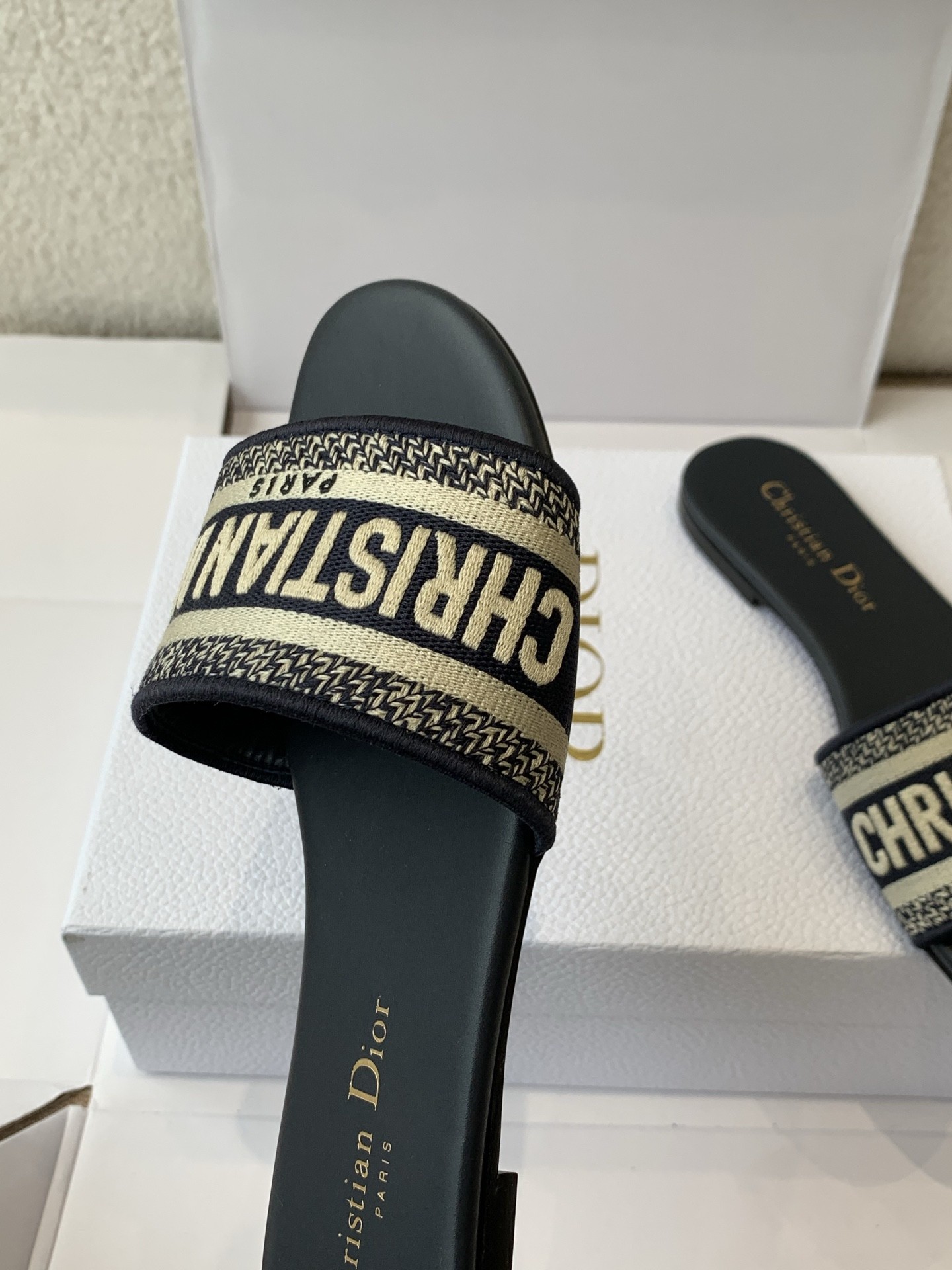 D1OR DIO EVOLUTION SLIDE