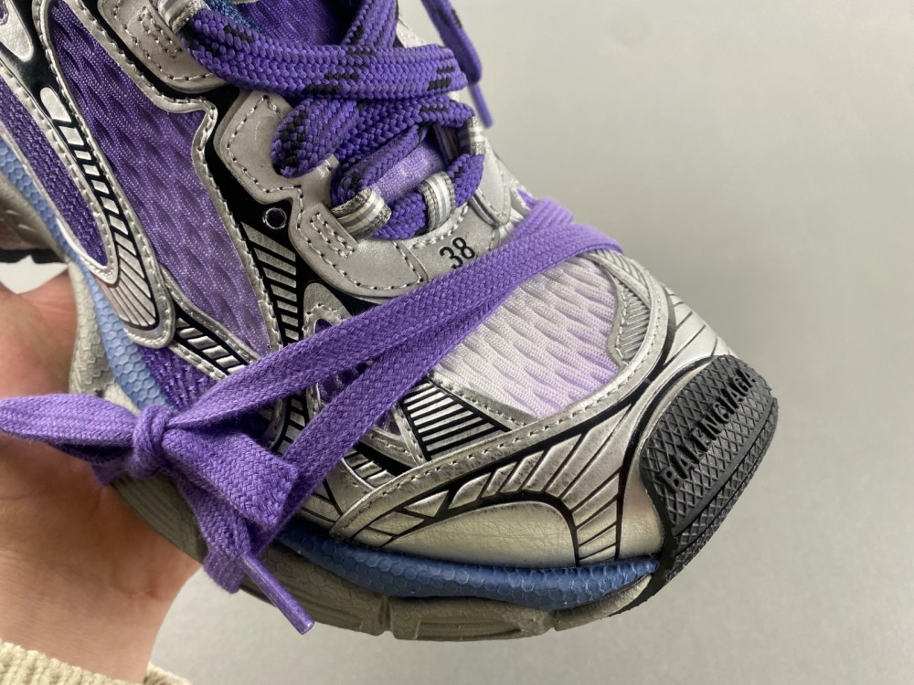 Balenciaga 3XL 734731 W3XGM5140