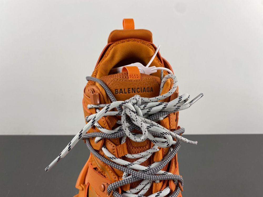 Balenciaga Track Trail Laces3.0  800592 WTRHK 7000