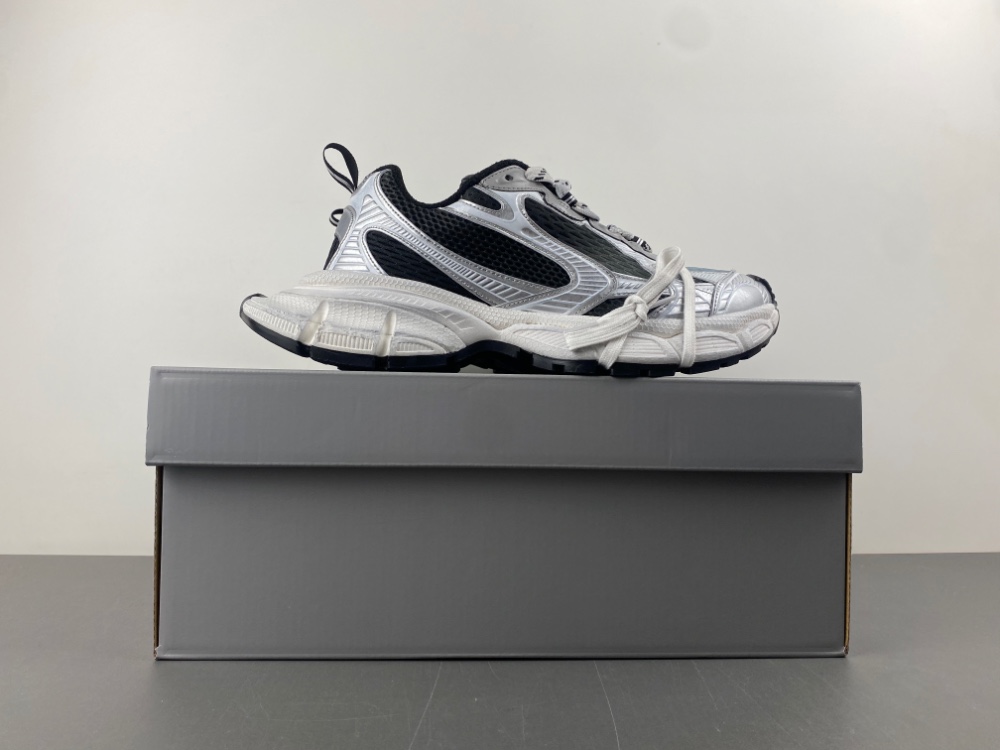 Balenciaga 3XL White Black