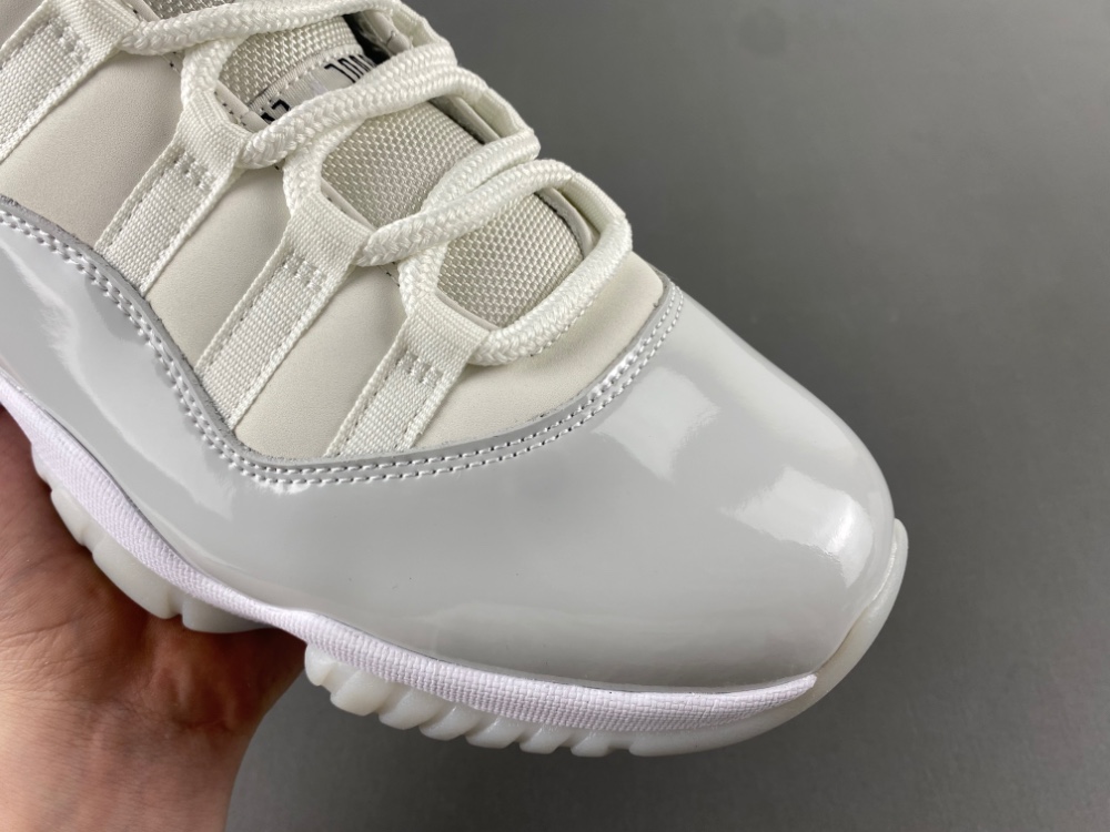 Nike Air Jordan 11 Retro "Grand Finale"  AR0715-110