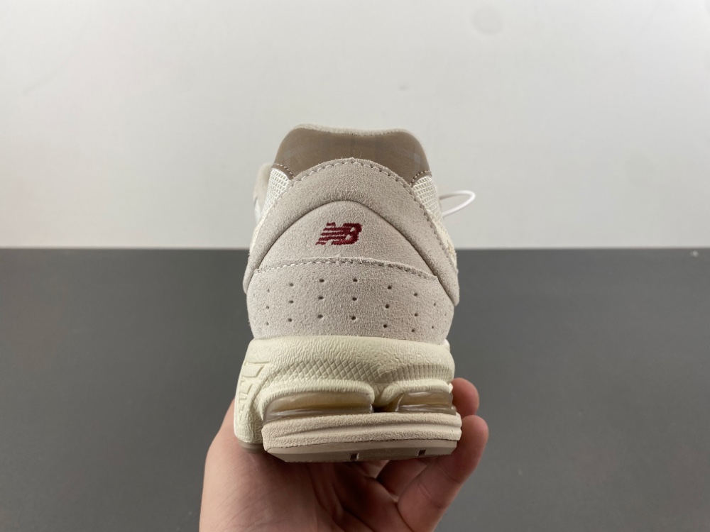 New Balance NB 2002  M2002RHX