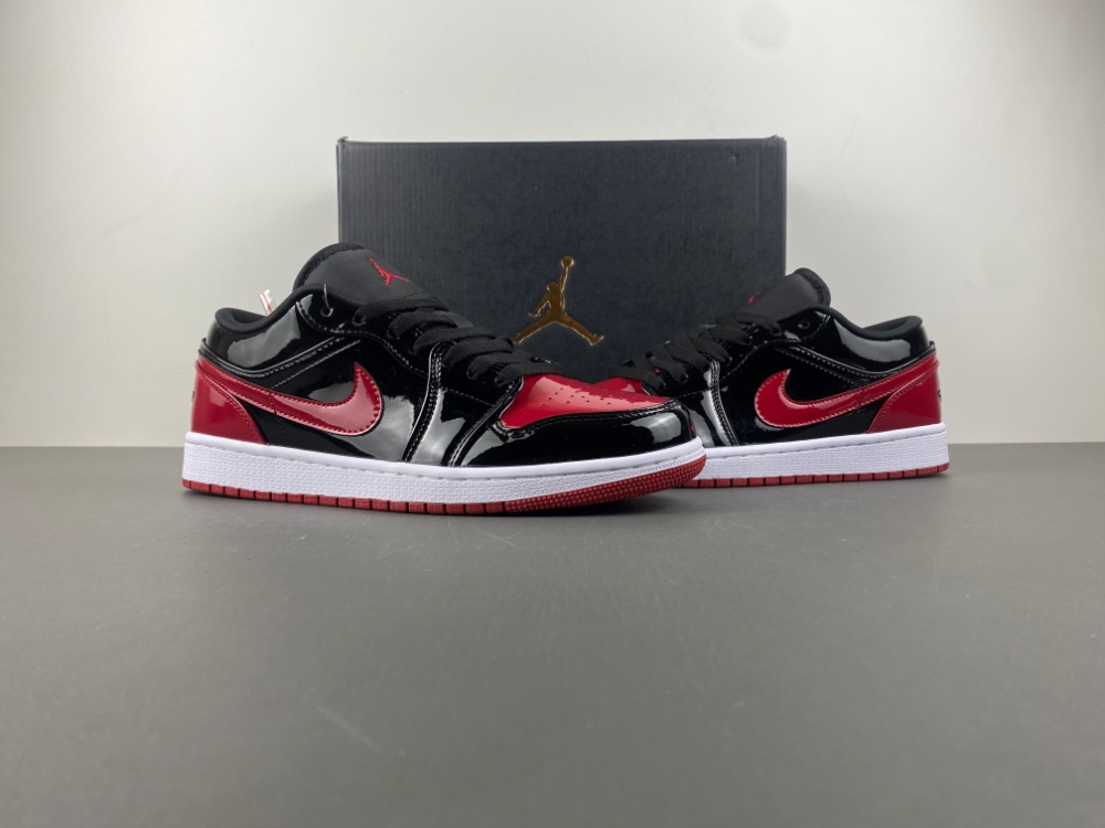 Air Jordan 1 Low