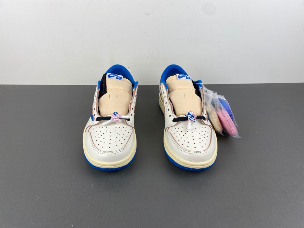 Travis Scott x Fragment x Air Jordan 1 Low OG