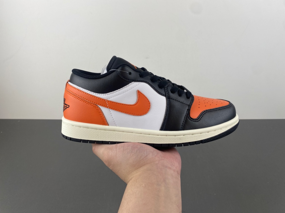 Air Jordan 1 Low