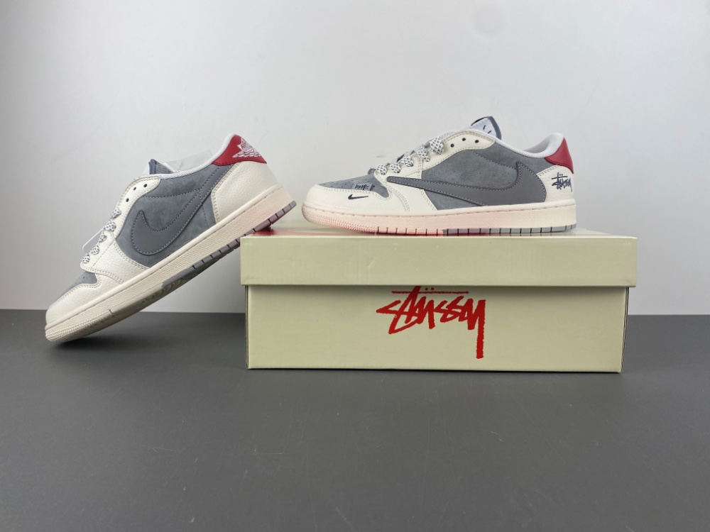 Travis Scott x Fragment Design x Jordan Air Jordan 1 Low OG SP