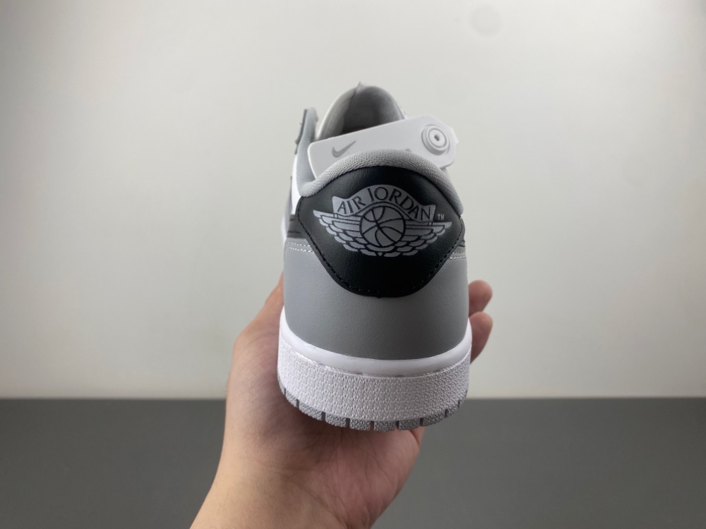 Air Jordan 1 Low OG “Barons”