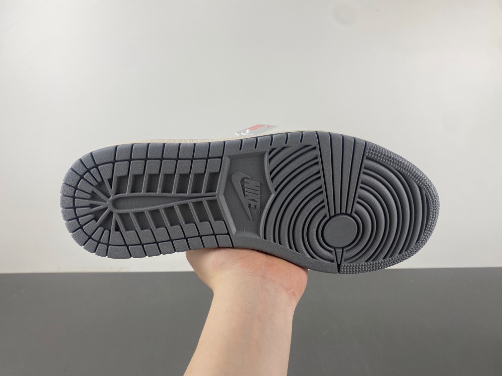 Travis Scott x Fragment Design x Jordan Air Jordan 1 Low OG SP