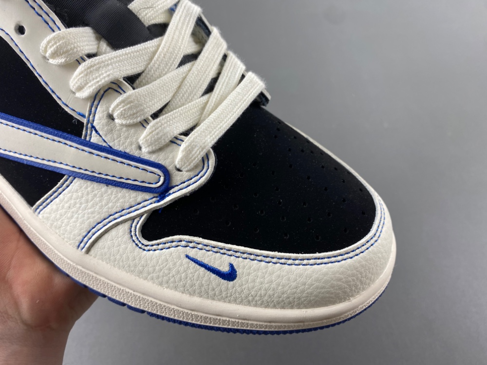Fragment x Travis Scott x Supreme  Air Jordan 1 Low