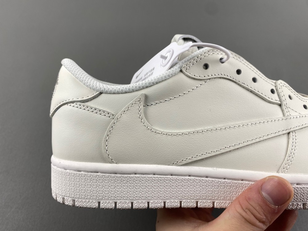 Travis Scott x Air Jordan 1 Low