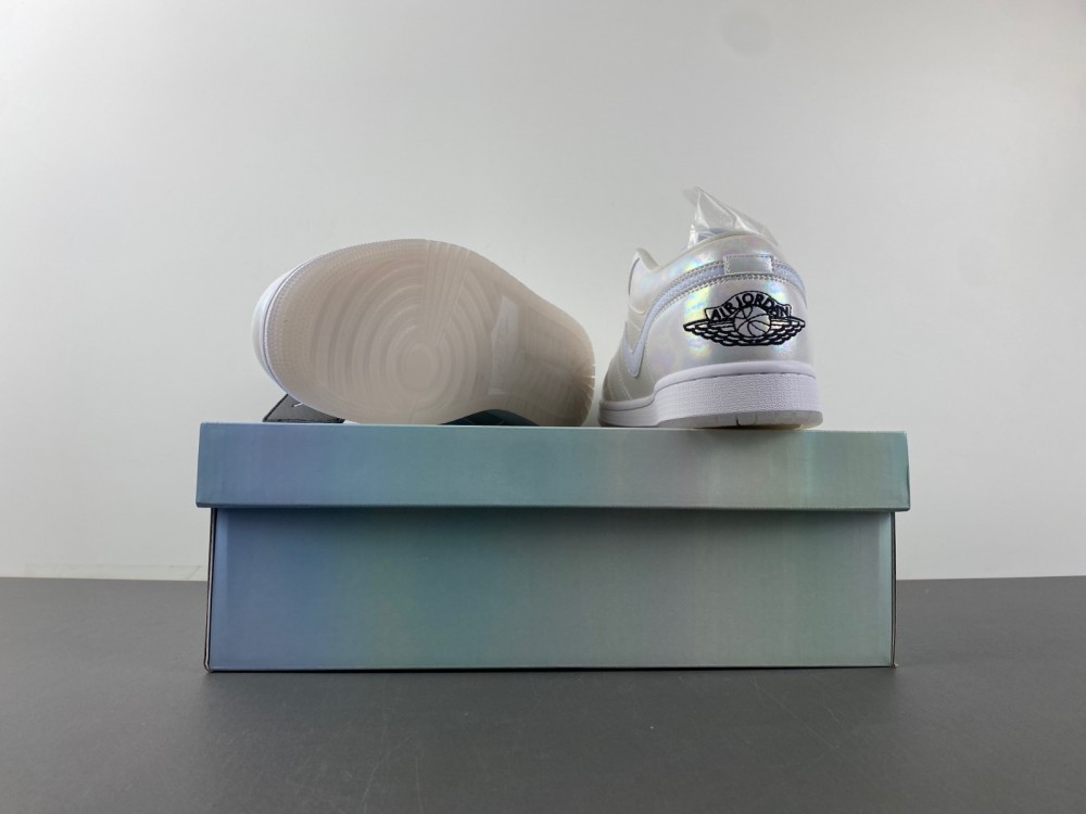 Air Jordan 1 Low SE “CNY”