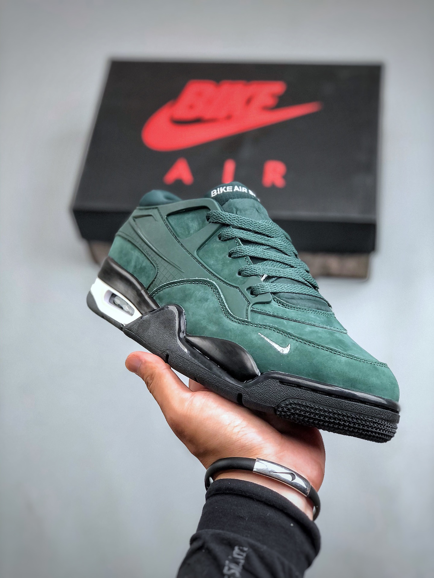 Nigel Sylvester × Nike Air Jordan 4 Fence Green HF4334-300