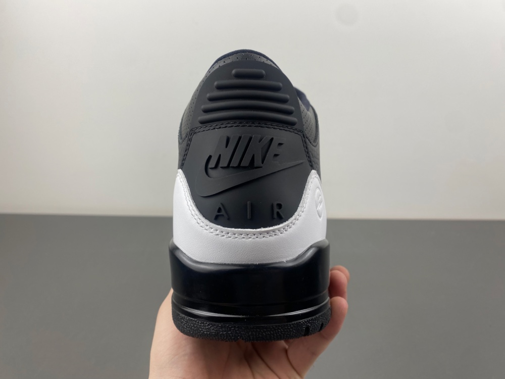 Fragment Design x Air Jordan 3 AJ3DA3595-101