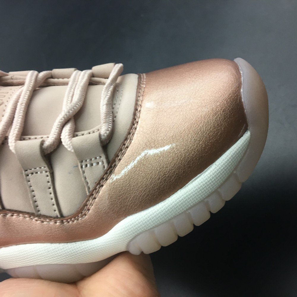 Air Jordan 11 Low GS “Rose Gold”AH7860-105