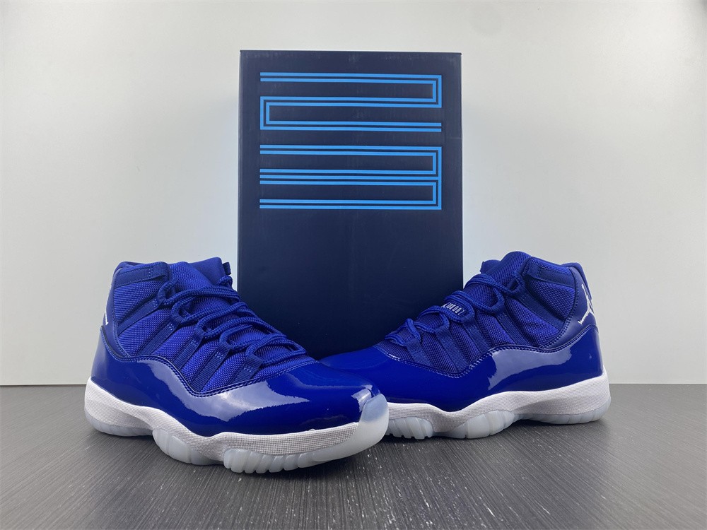 Air Jordan 11 AT7802
