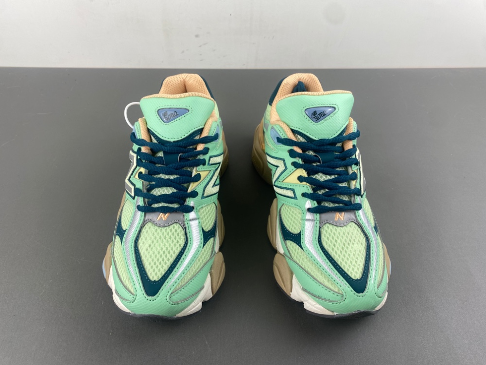 New Balance 9060 Sweetgrass Deep Ocean  U9060TMA