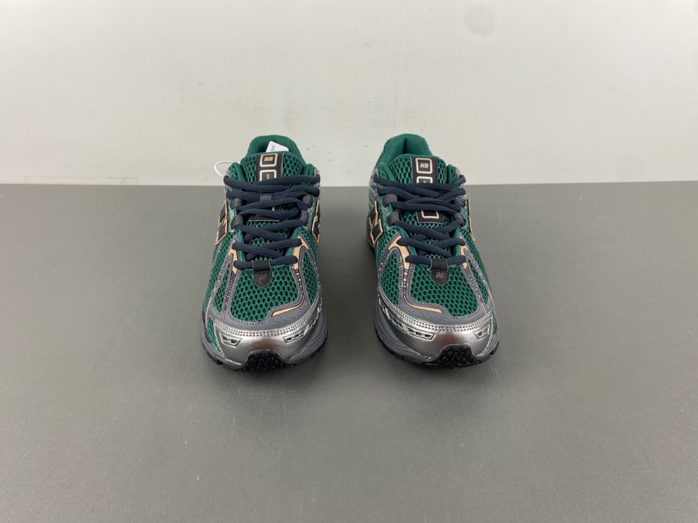 New Balance M1906RZM