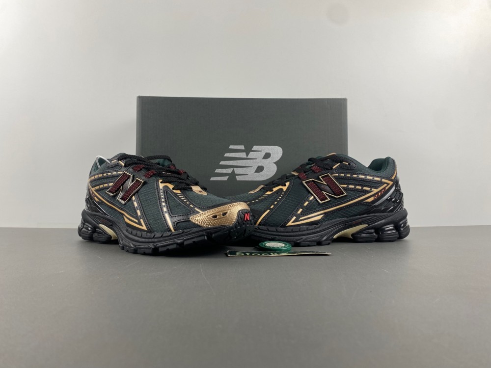 New Balance M1906RKS