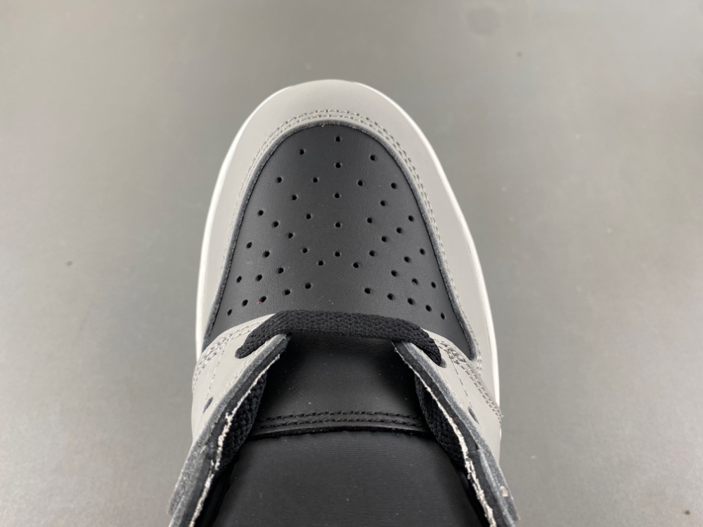 Air Jordan 1 Retro High OG Shadow