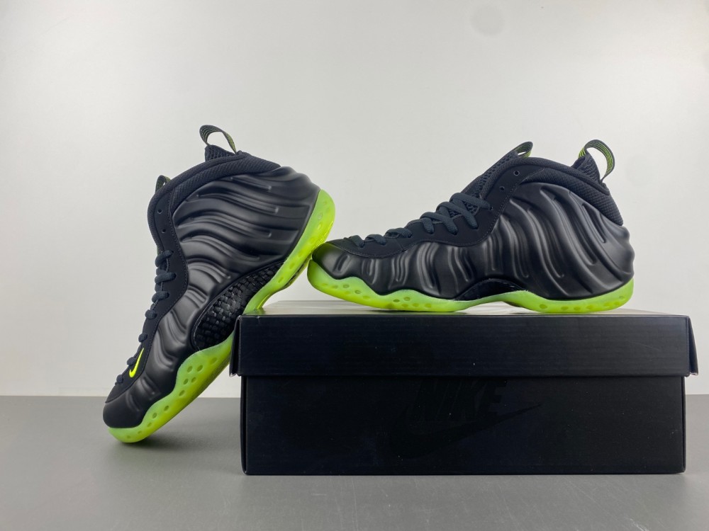Nike Air Foamposite One “Volt”HF2902-001