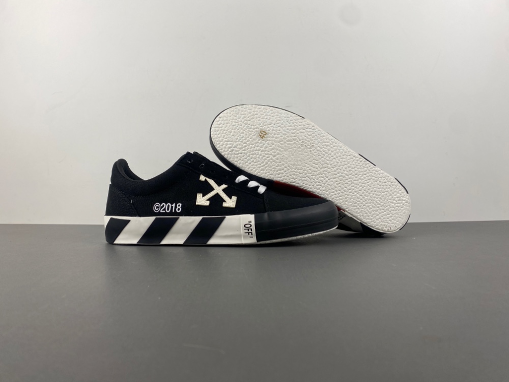OFF-WHITE Vulc Low Updated Stripes Black