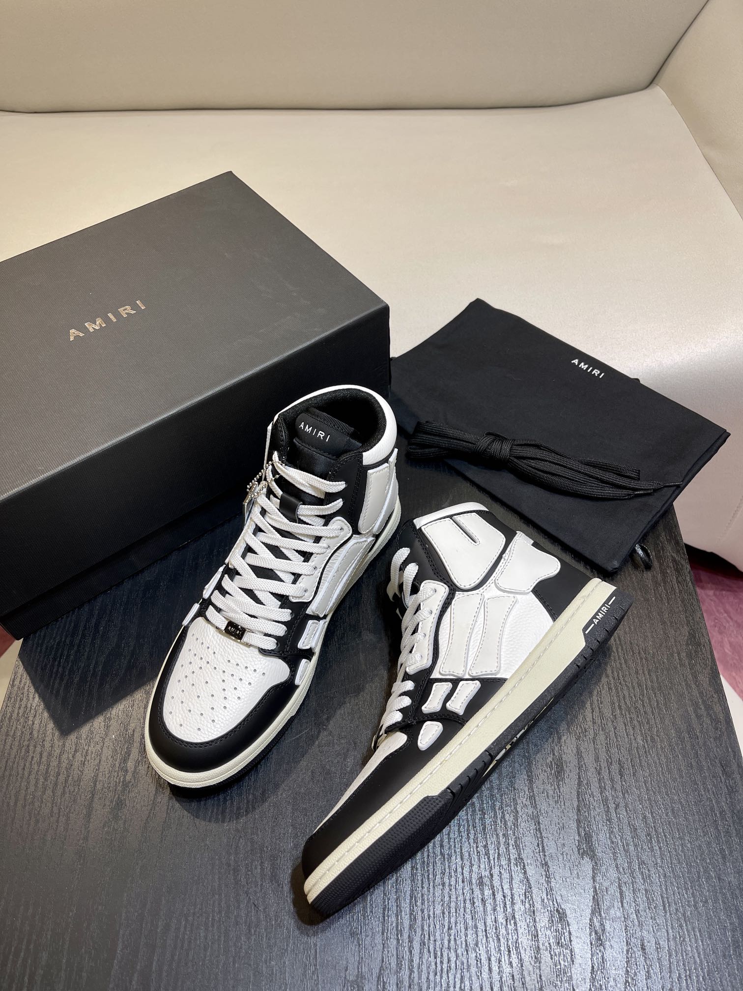 AMIRI SNEAKERS