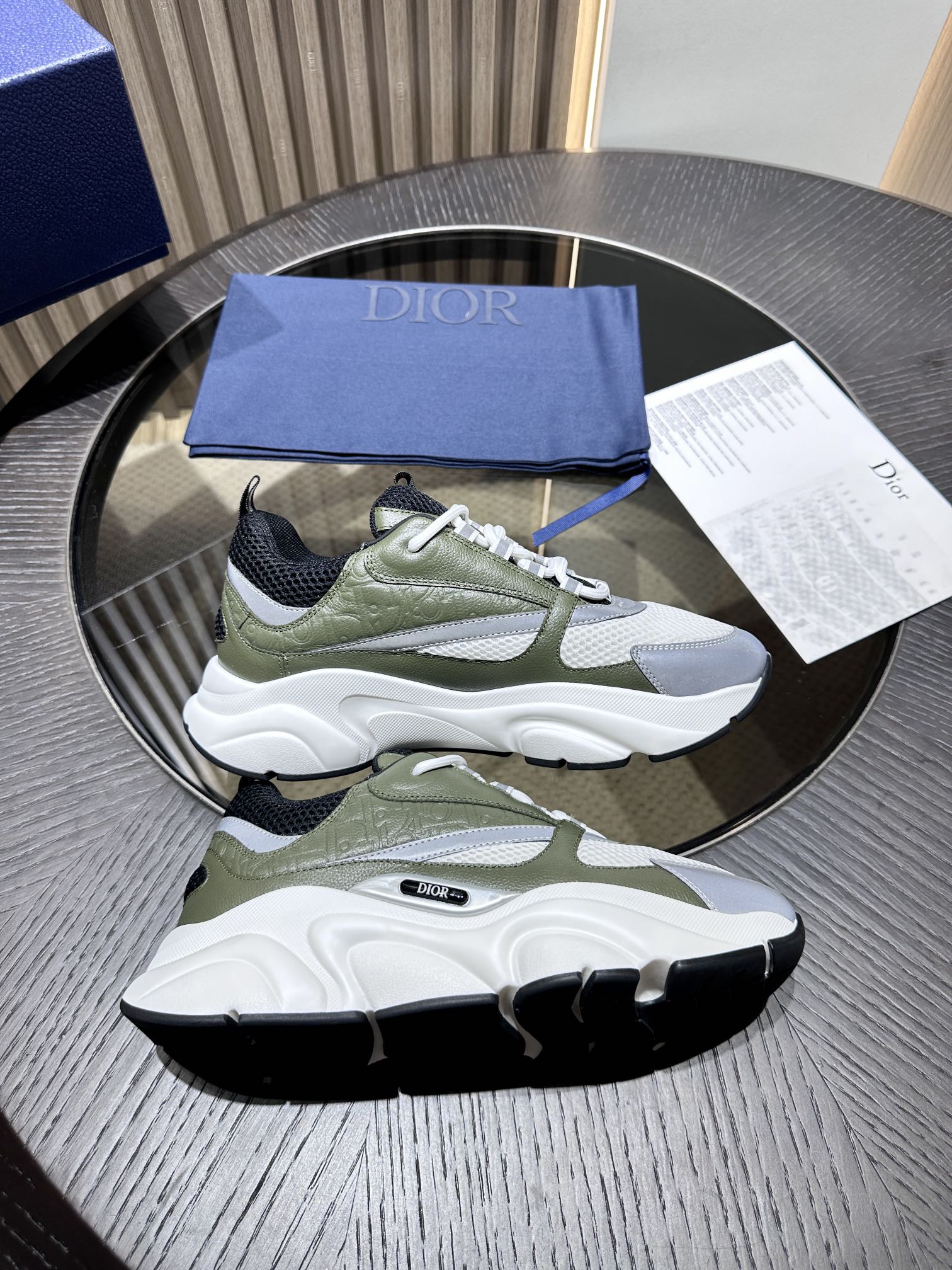 DIOR B22 SNEAKER
