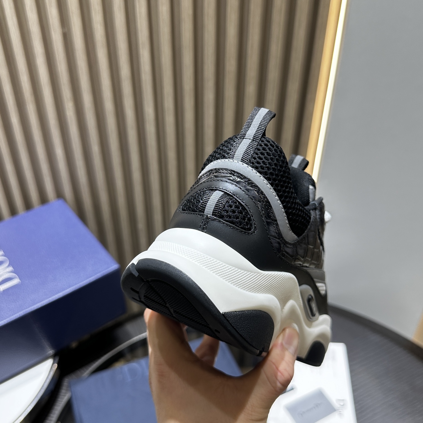 DIOR B22 SNEAKER