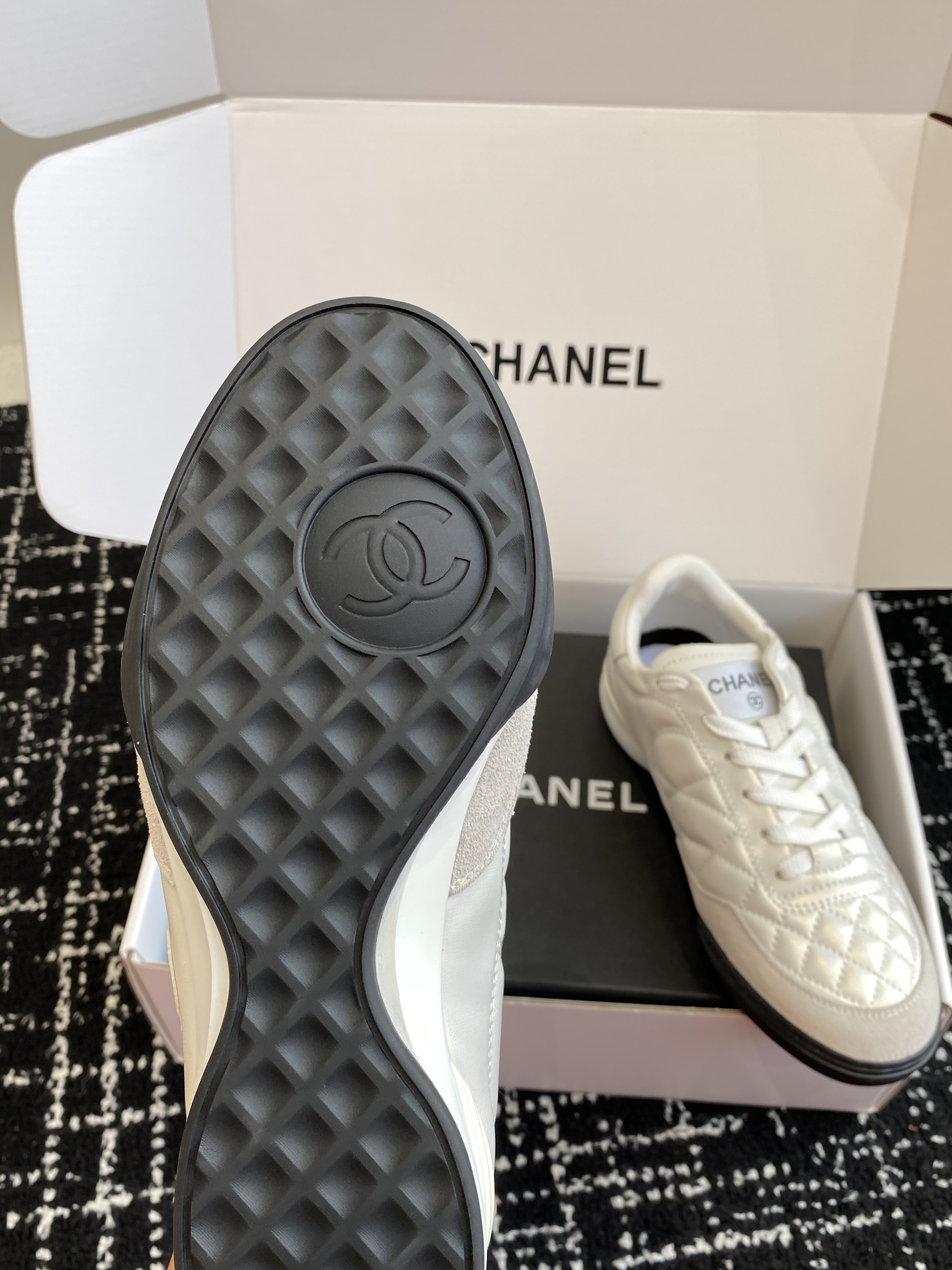 Chanel Trainer