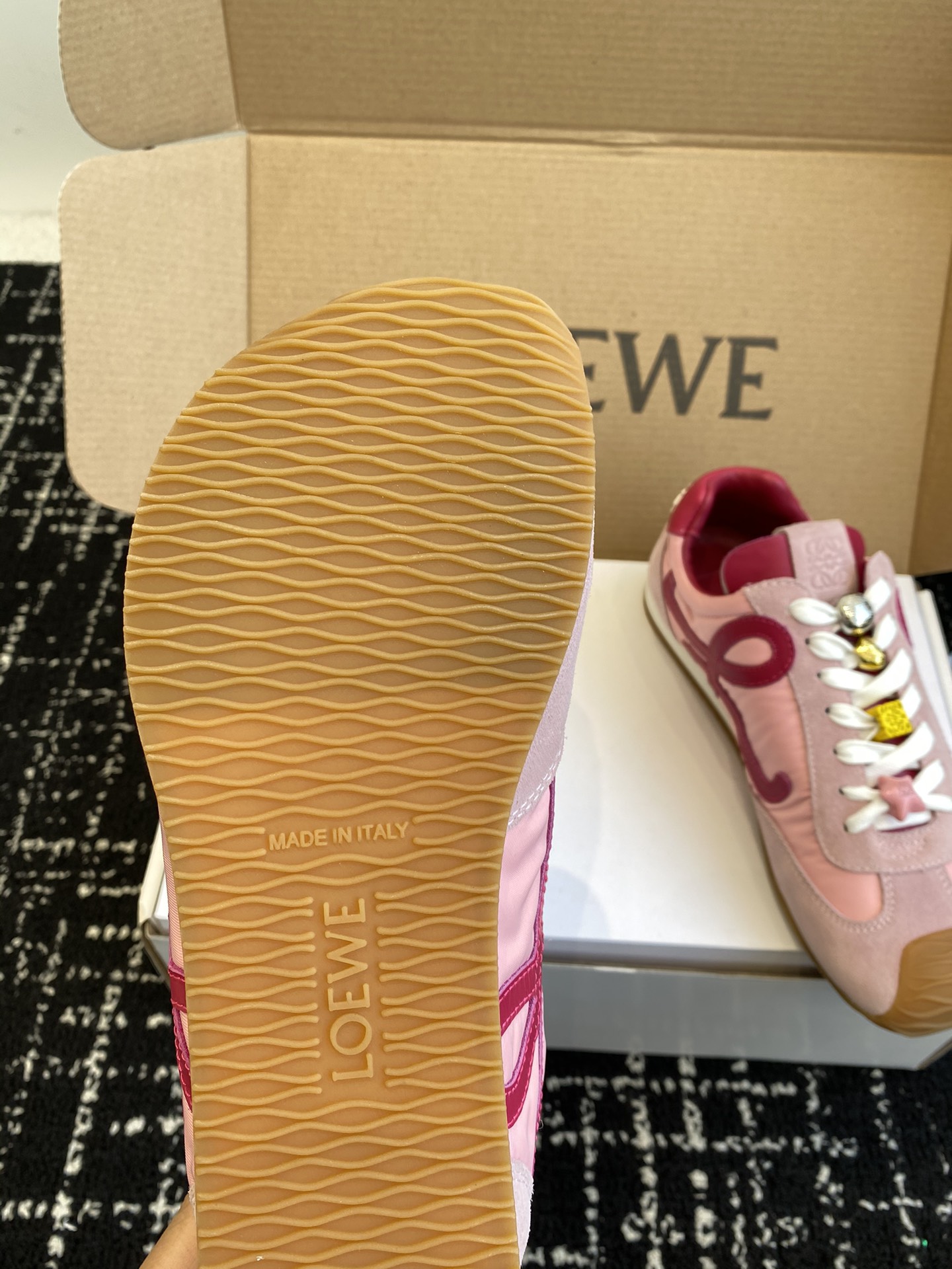 Loewe Sneakers